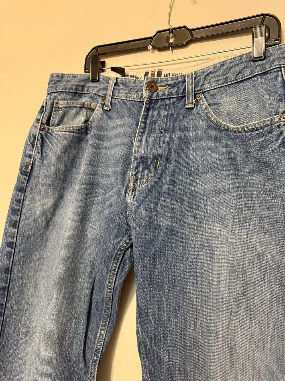 Tommy Hilfiger Men's Medium Blue Bootcut Jeans